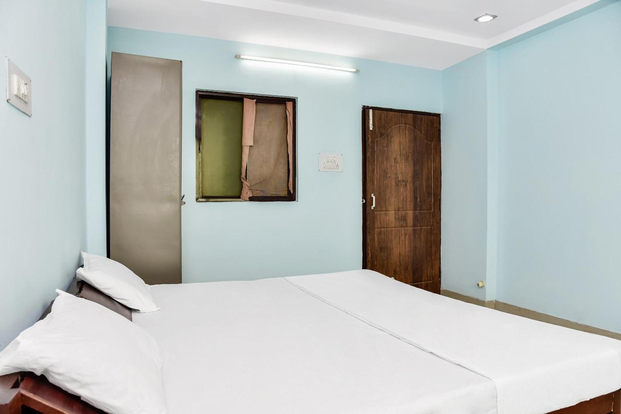 Oyo Hotel Avani Palace Bhopál Kültér fotó