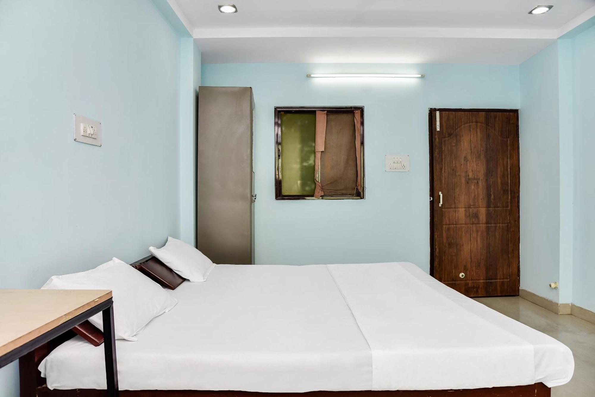 Oyo Hotel Avani Palace Bhopál Kültér fotó